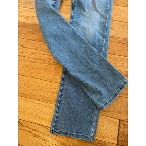 Levi's 312 Shaping Slim light wash juniors mid rise skinny jeans size 25 - Picture 2 of 9